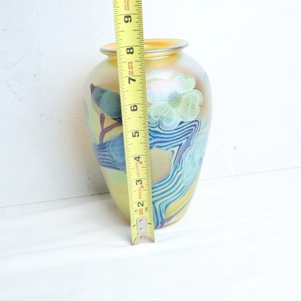 VTG 80's Orient & Flume Art Glass Vase Gold Iriscene Dogwood In Bloom Signed